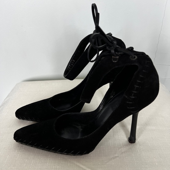 Gucci Suede and Leather Stitch D’Orsay Pumps - Picture 5 of 9